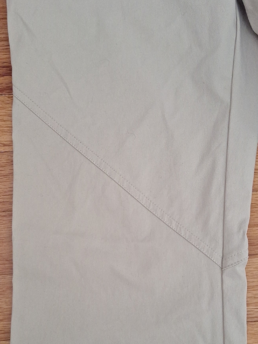 Columbia NWT Hiking Pants Khaki Pants Women Water Resistant Pants Camp Trail - Picture 3 of 11